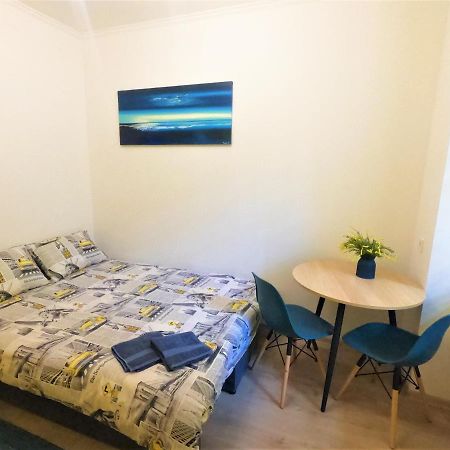 Style And Smart Apartman Lviv Kültér fotó