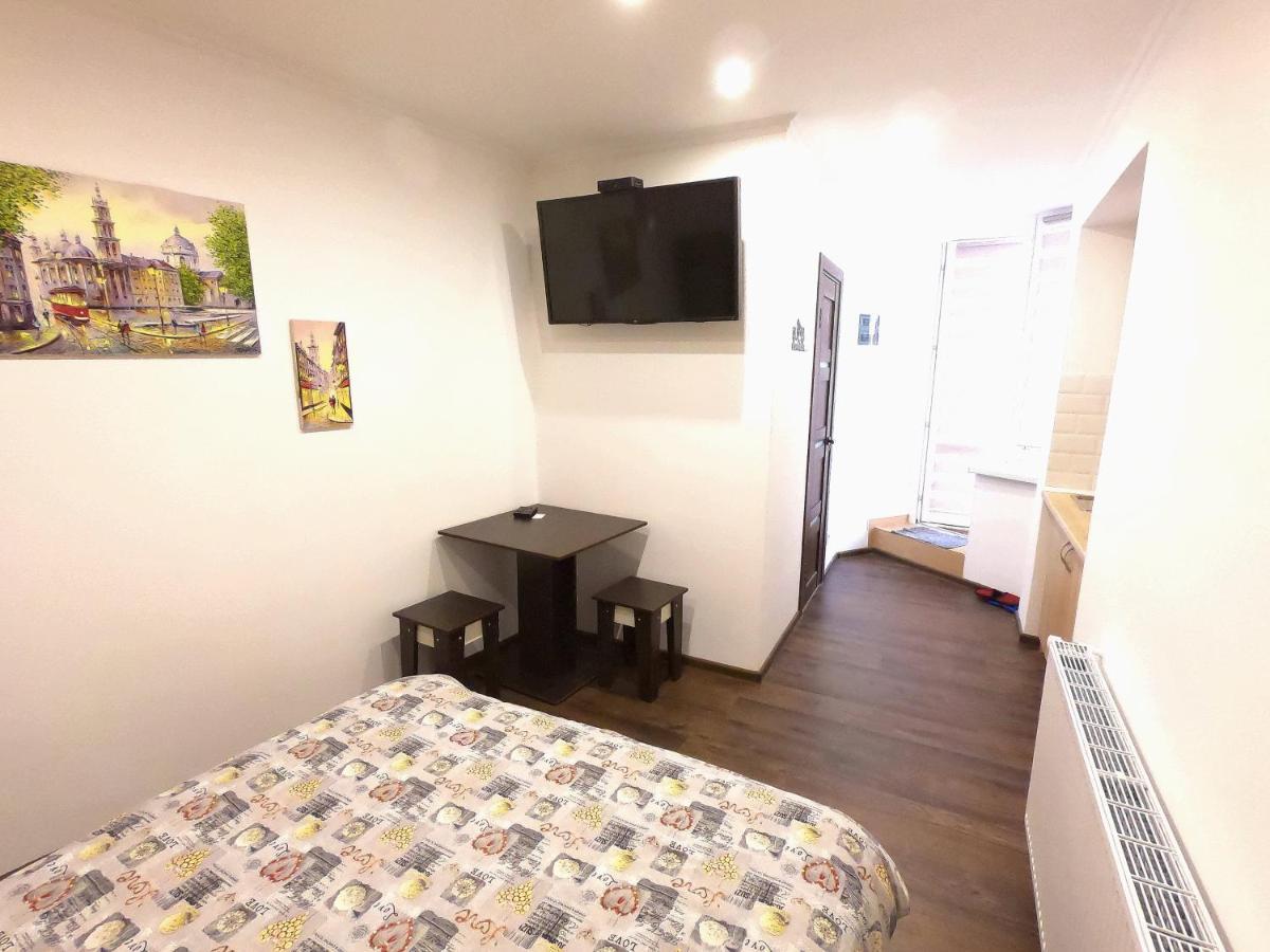 Style And Smart Apartman Lviv Kültér fotó
